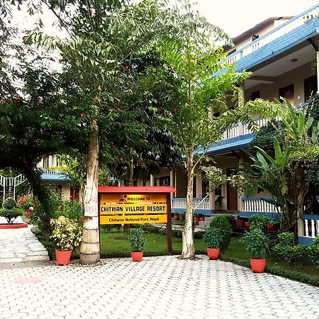 Chitwan Village Resort Sauraha Eksteriør bilde