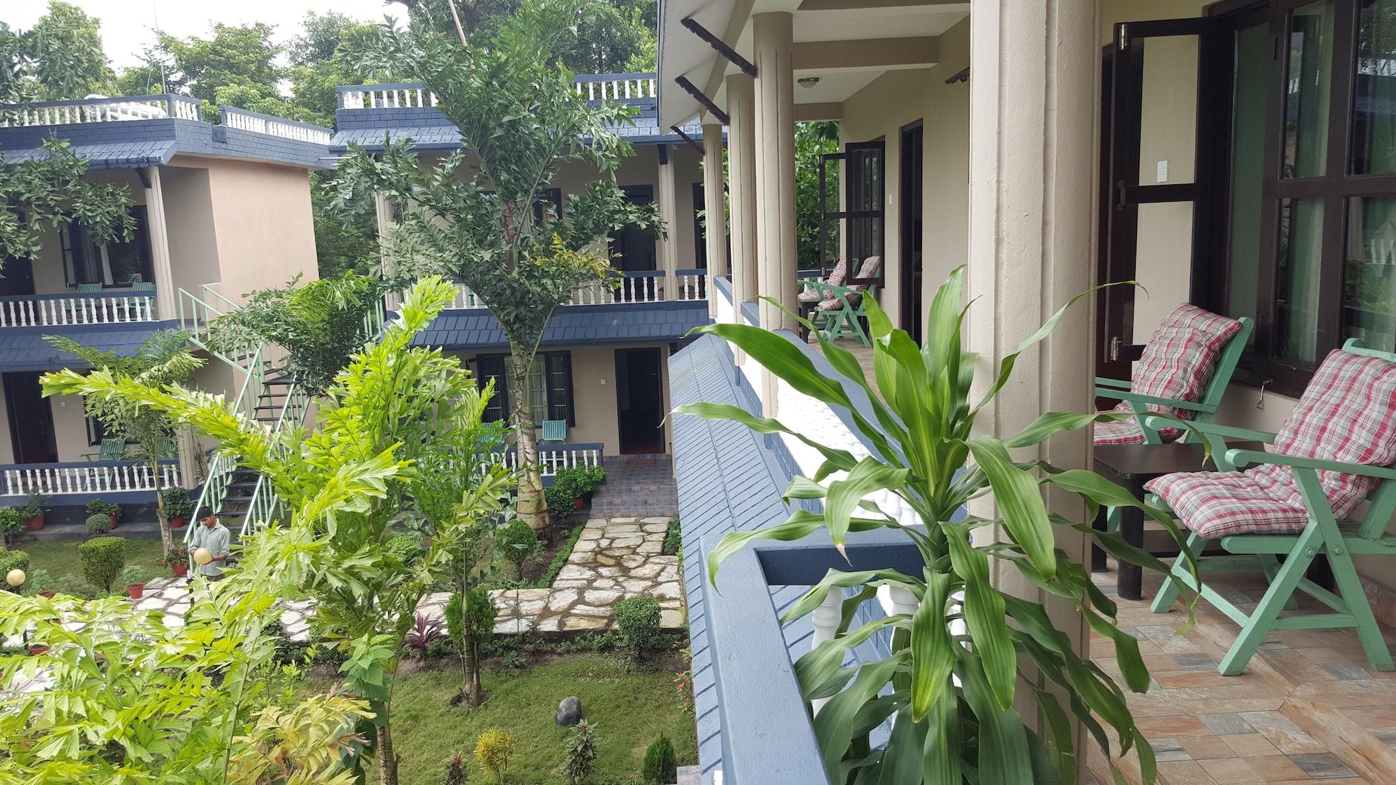 Chitwan Village Resort Sauraha Eksteriør bilde